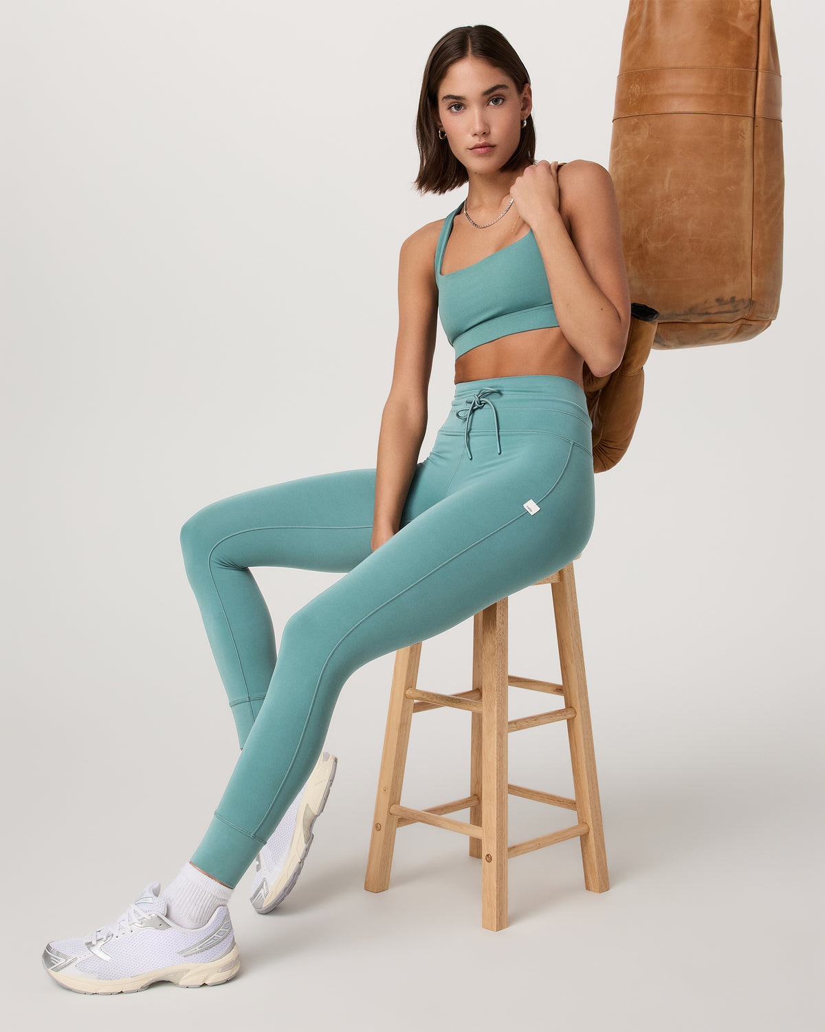 Women's Daily Form Legging Bluegrass - Vuori Clothing