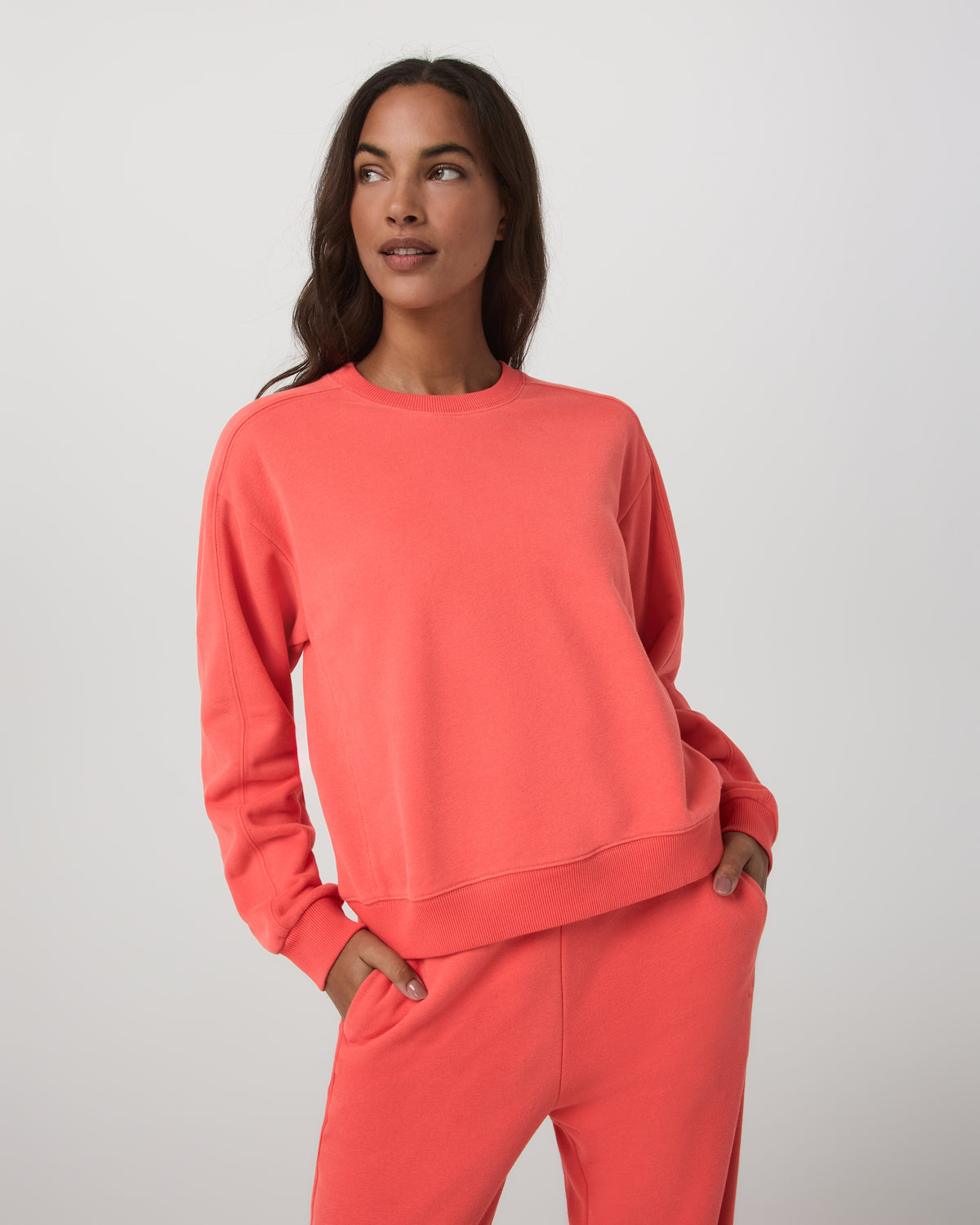 Sedona Seams Crew Women's Bright Coral Sweatshirt - Vuori Clothing