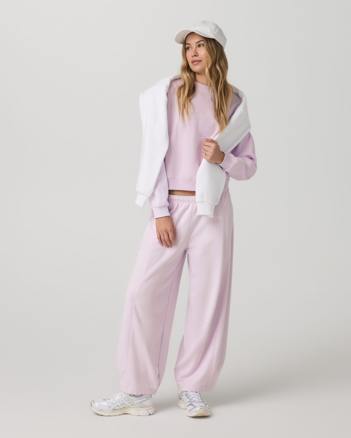 Sedona Seams Crew Women's Lilac Breeze Sweatshirt - Vuori Clothing
