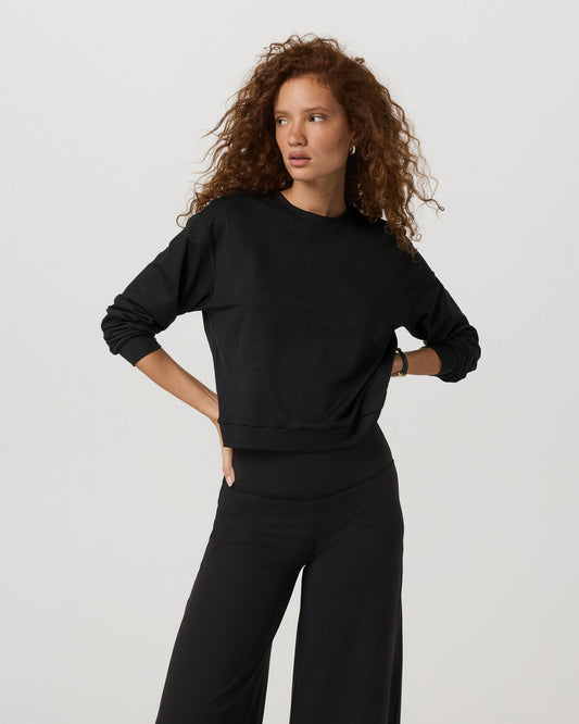 Halo Modern Crew Women's Black Heather Sweatshirt - Vuori Clothing
