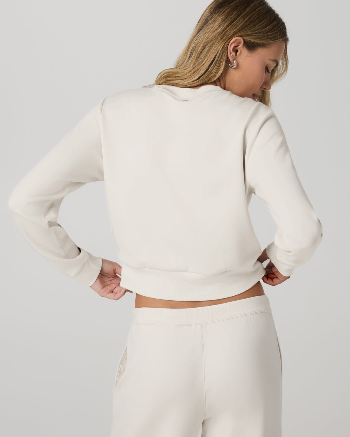 Compose Crew Marshmallow Pullover Fleece Sweatshirt - Vuori Clothing