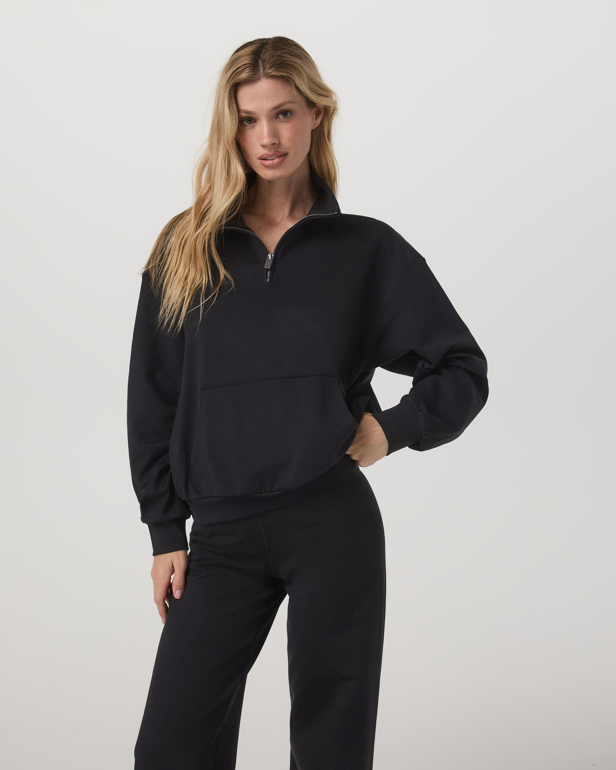 Granite Half Zip Black Heather Pullover Sweatshirt - Vuori Clothing