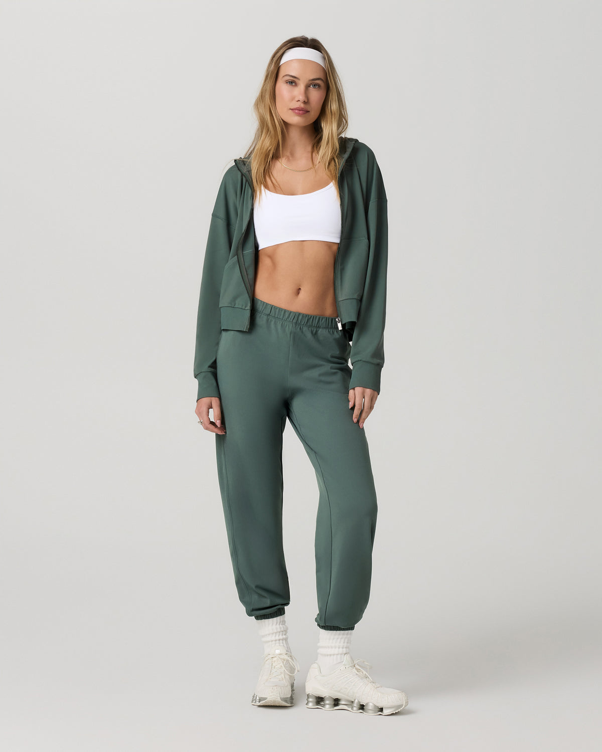 Halo Modern Full Zip Hoodie Women's Agate Green Hoodie - Vuori Clothing