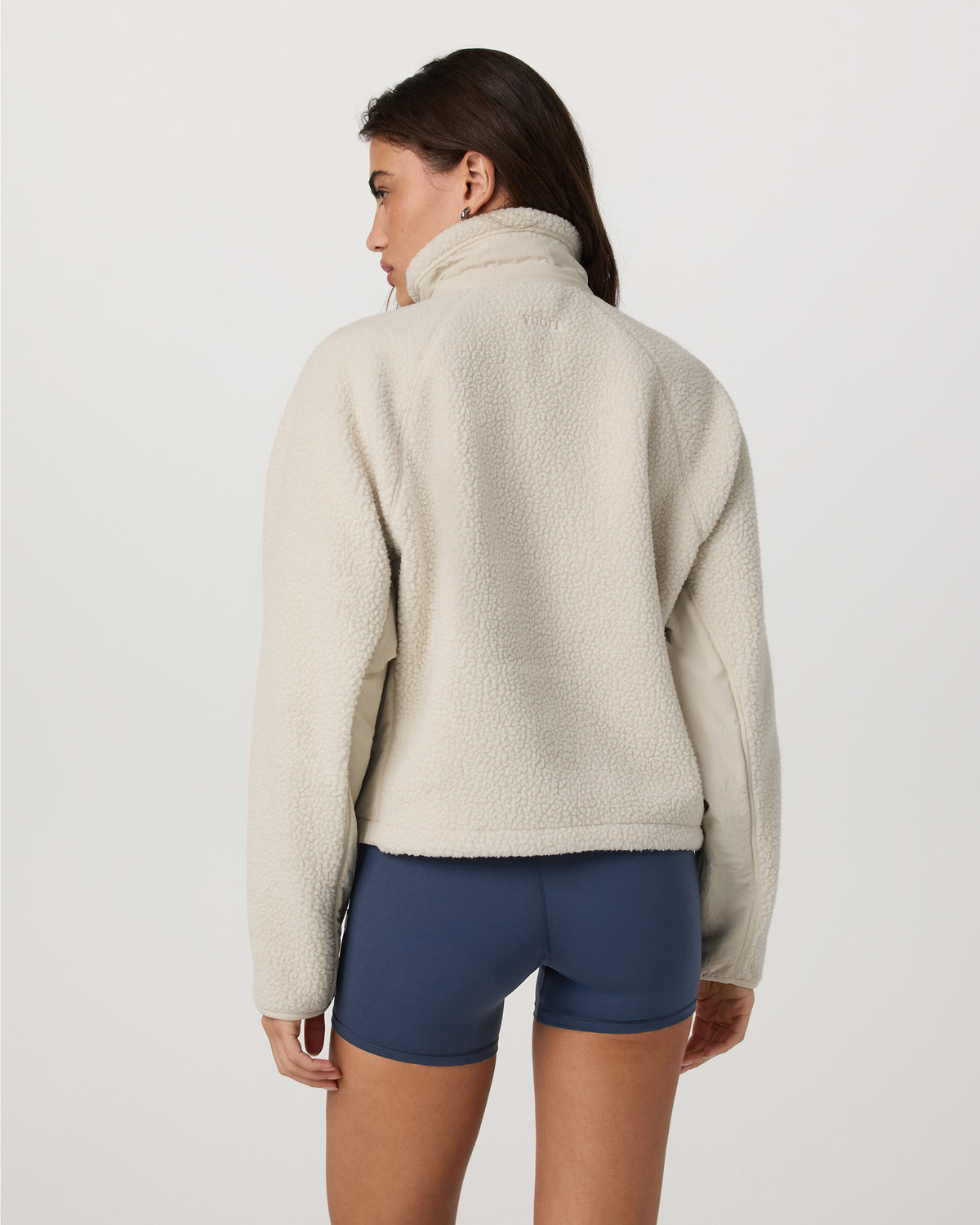 Alpine Jacket Women's Cozy Fleece Jacket in Bone - Vuori Clothing