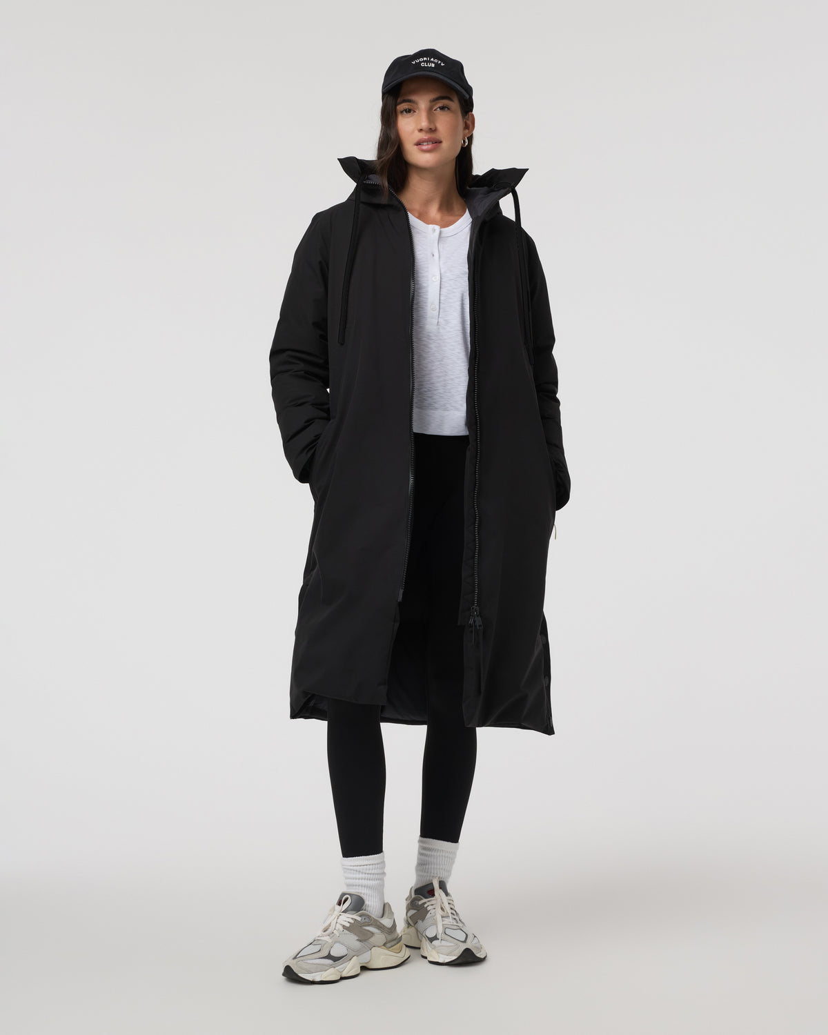 Icelandic Anorak Women's Black Waterproof Jacket - Vuori Clothing