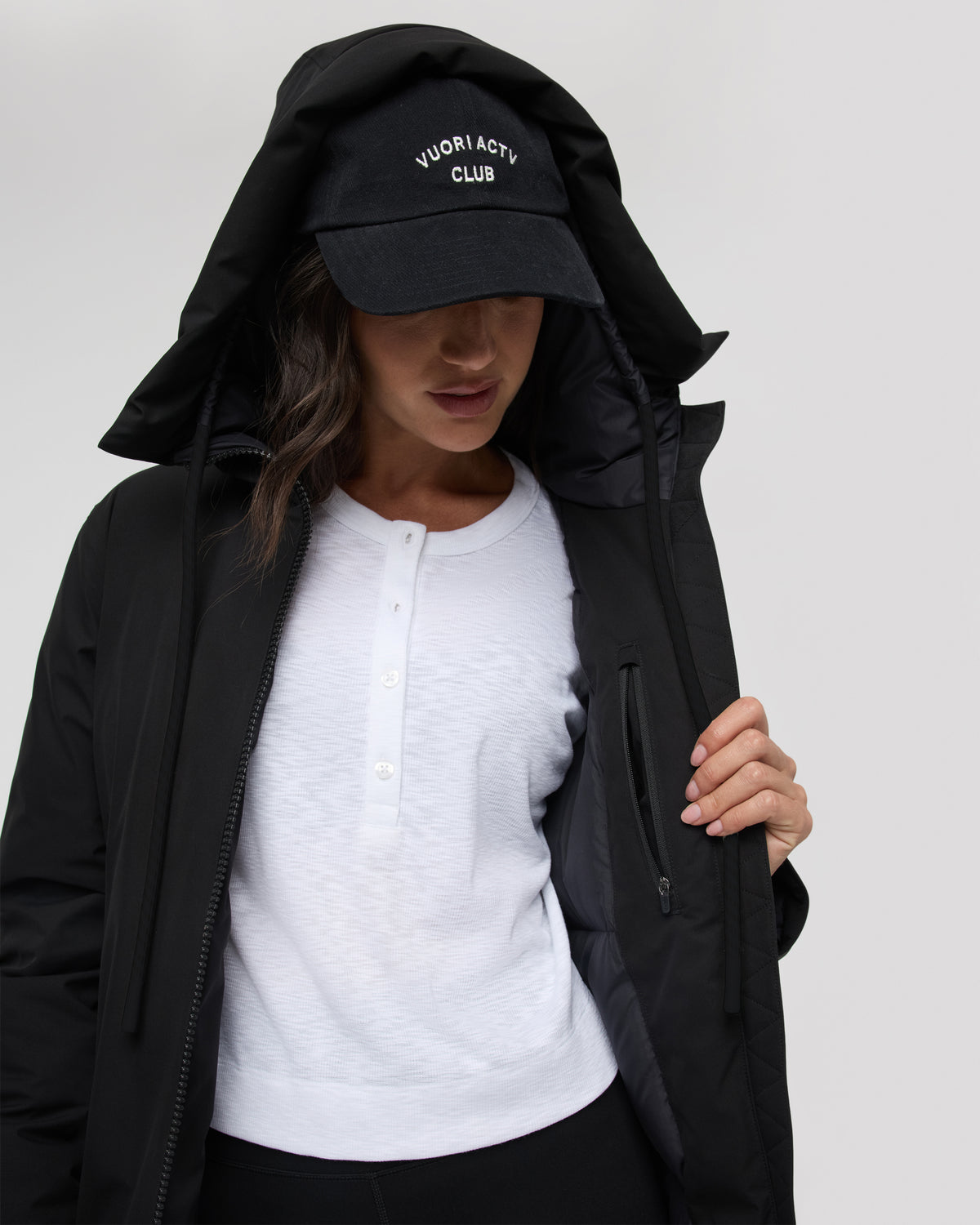 Icelandic Anorak Women's Black Waterproof Jacket - Vuori Clothing