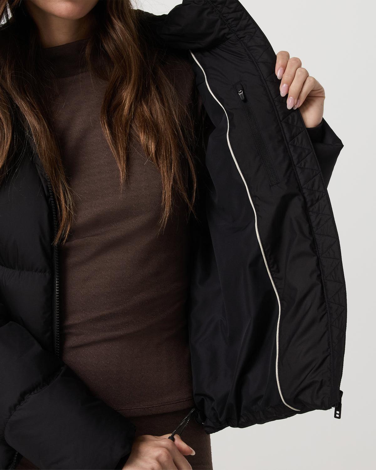Alta Down Jacket Women's Black Puffer Jacket - Vuori Clothing