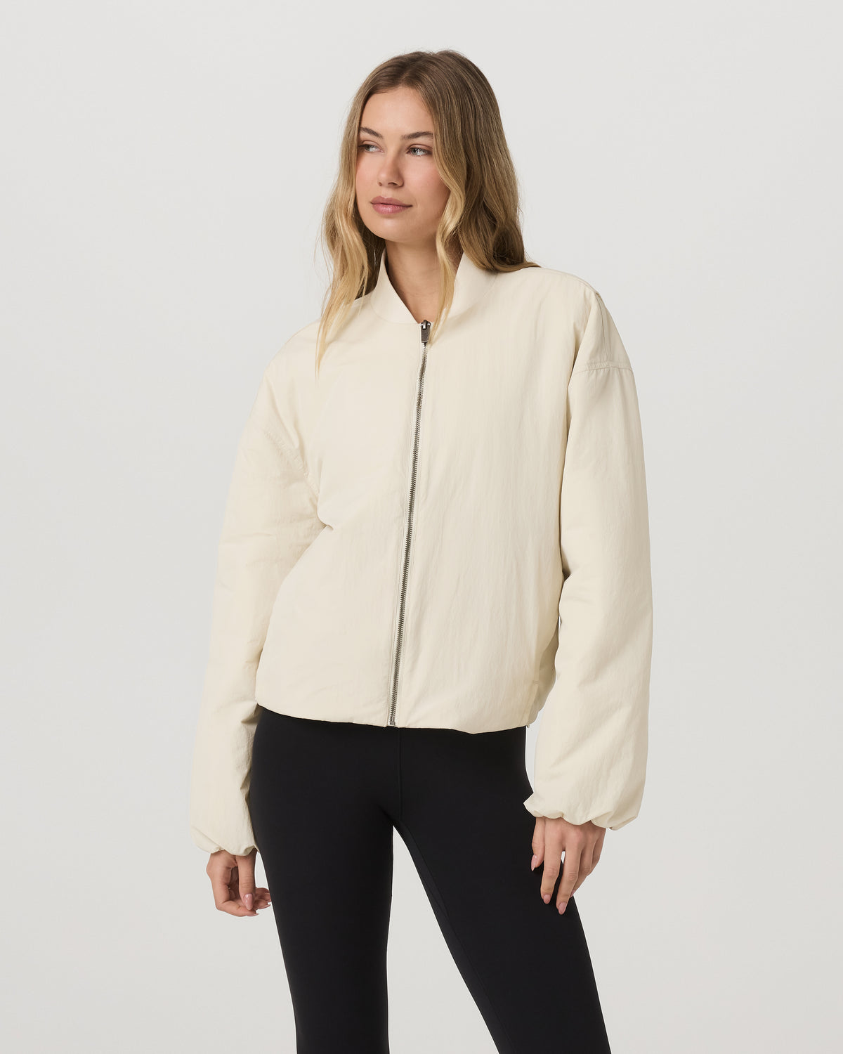 Lund Insulated Jacket Women's Bone Oversized Jacket - Vuori Clothing