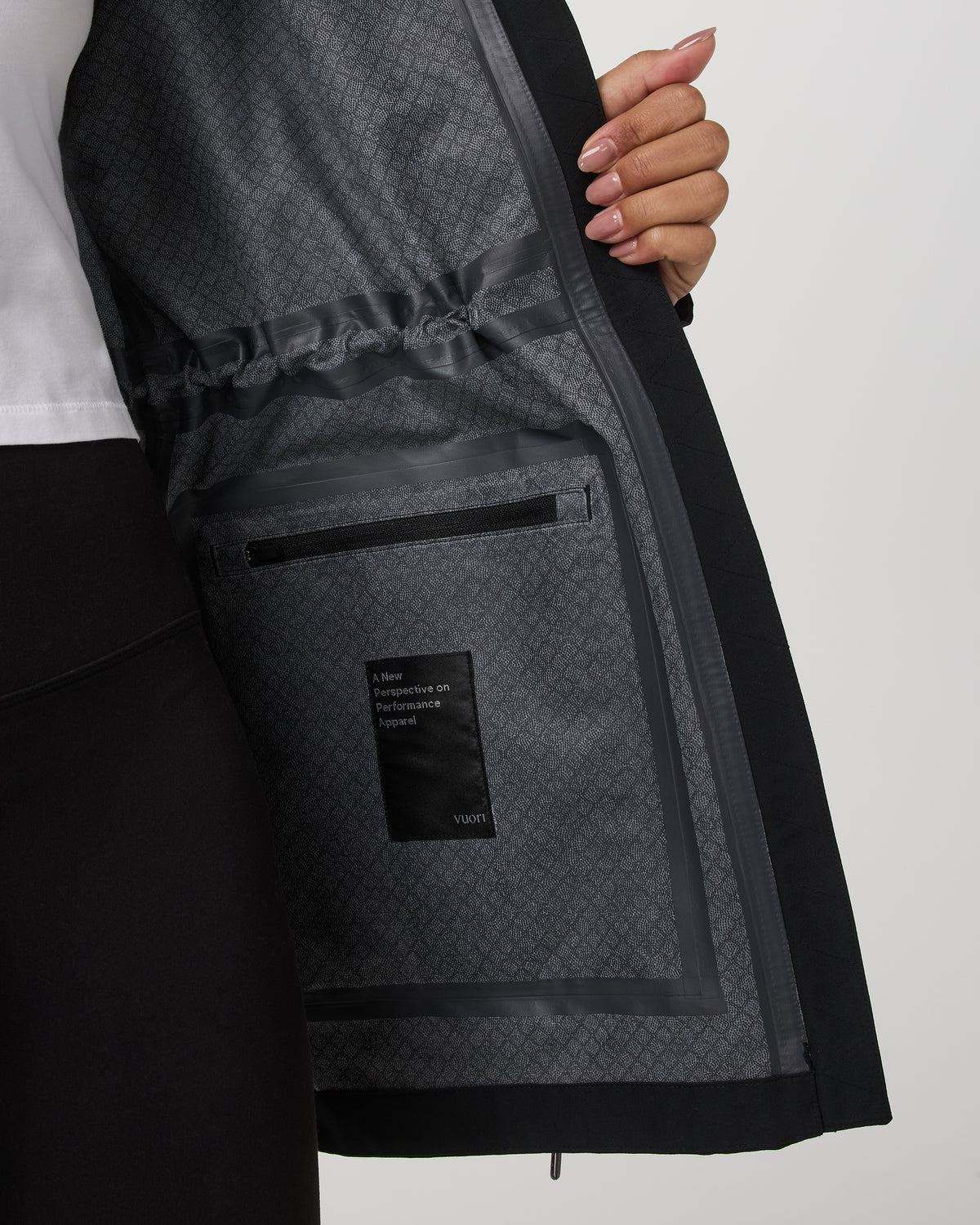 Pfeiffer Rain Jacket Black - Vuori Clothing