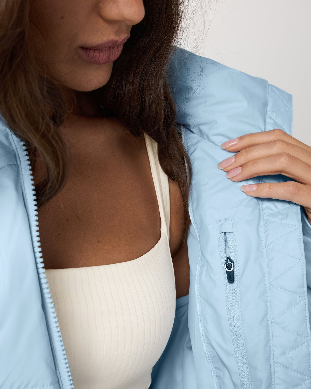 Alta Down Jacket Women's Crystal Blue Puffer Jacket - Vuori Clothing