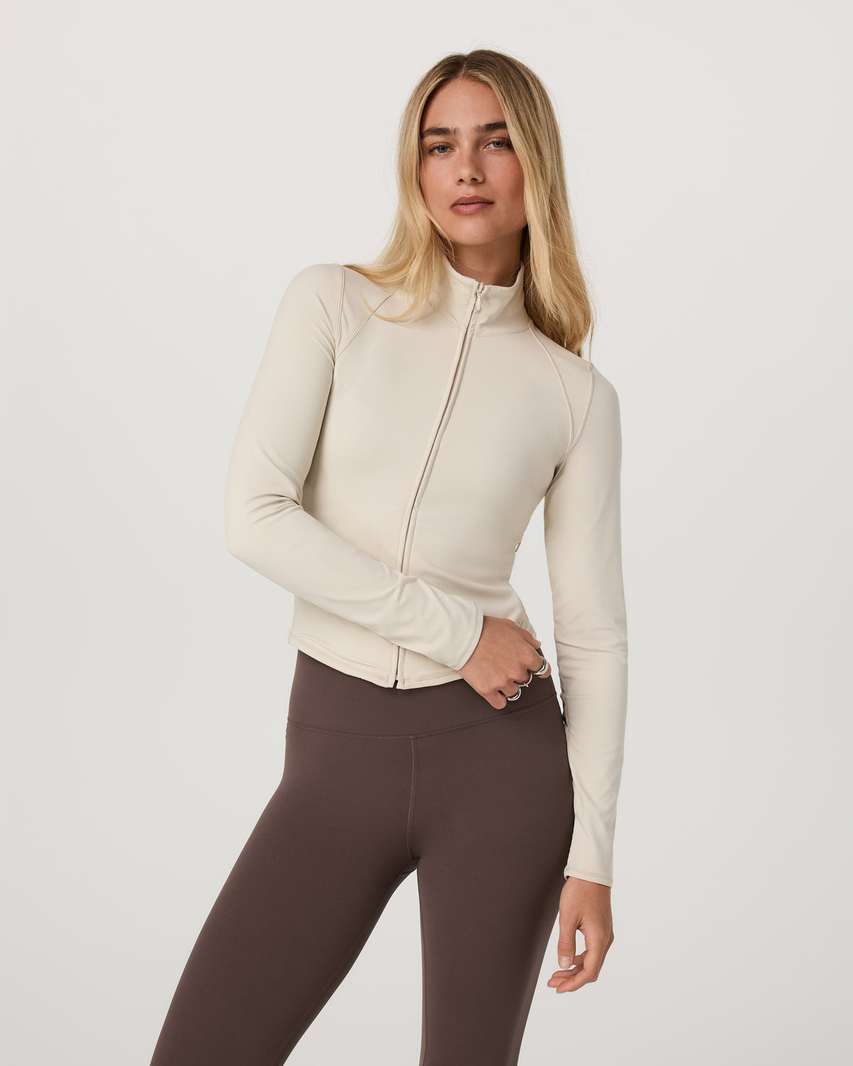 Vuori AllTheFeels™ Full Zip Women's Bone Fitness Jacket - Vuori Clothing