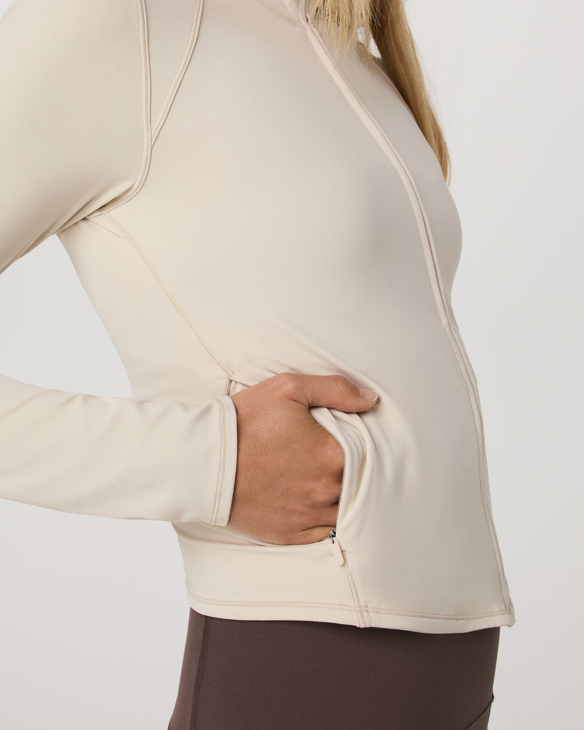 Vuori AllTheFeels™ Full Zip Women's Bone Fitness Jacket - Vuori Clothing