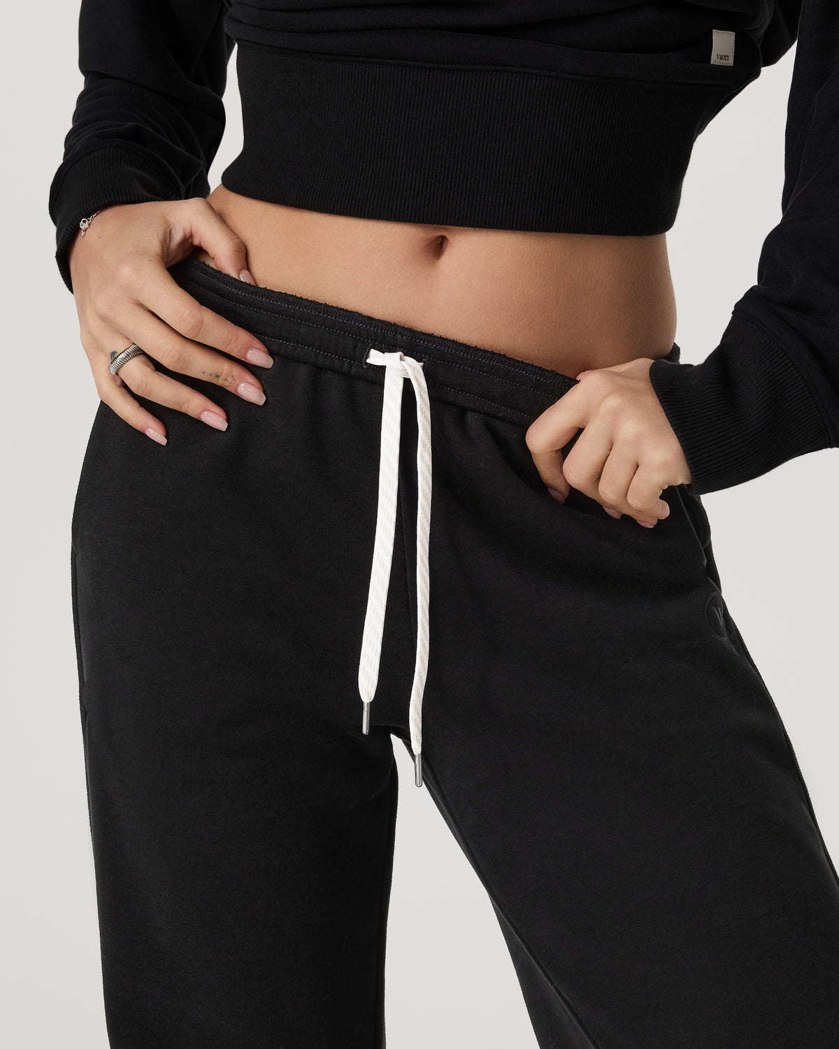 Sedona Straight Leg Sweatpant - Long Women's Black Pant - Vuori Clothing