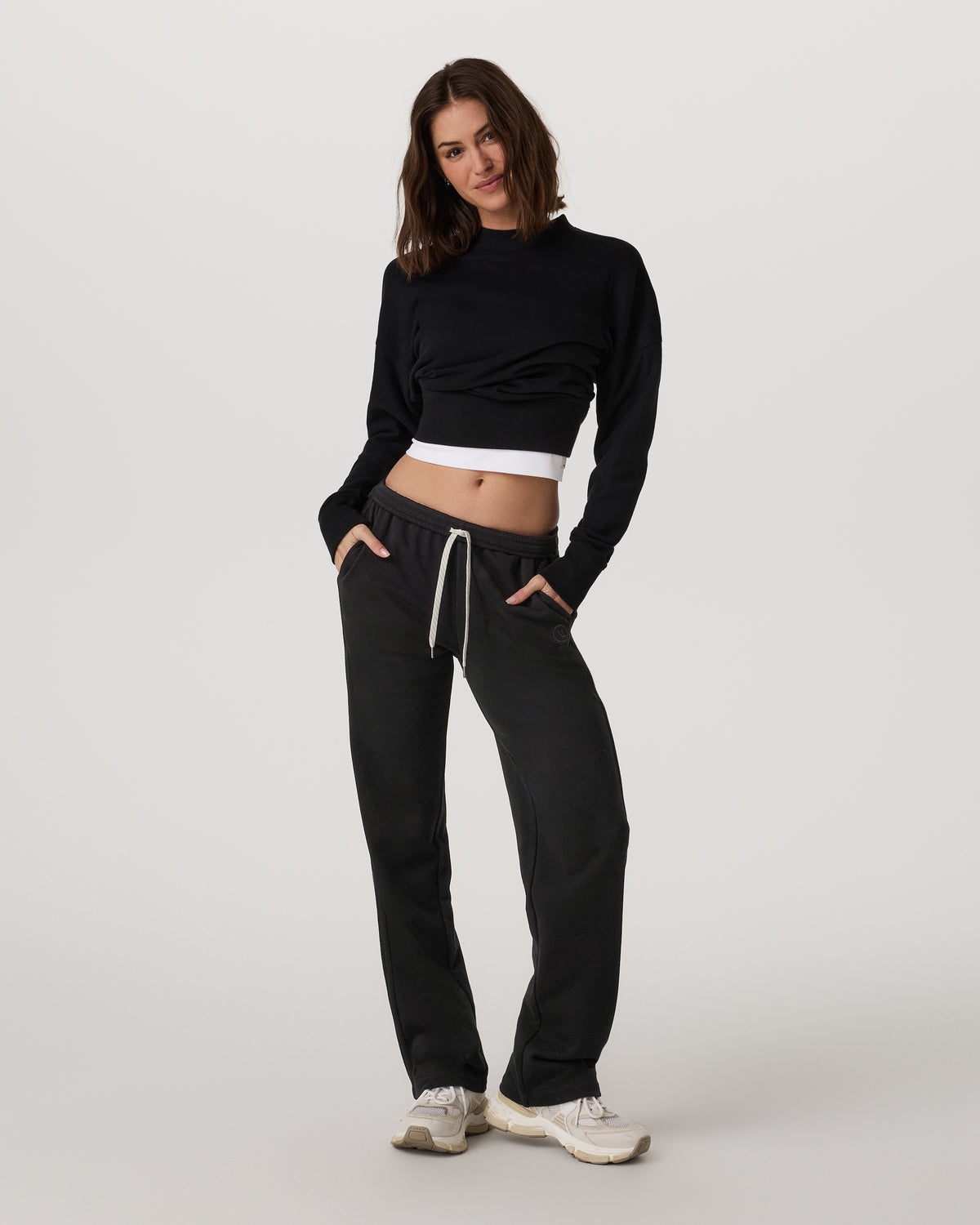 Sedona Straight Leg Sweatpant - Long Women's Black Pant - Vuori Clothing