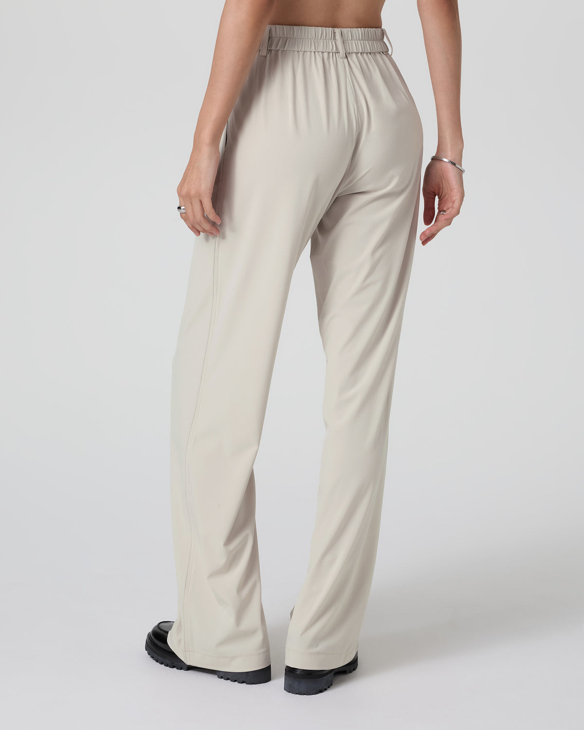Villa Trouser Women's Mushroom Tailored Pants - Vuori Clothing