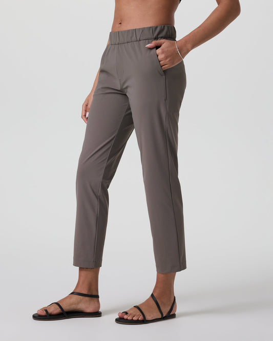 Miles Ankle Pant Women's Chia Cropped Pants - Vuori Clothing