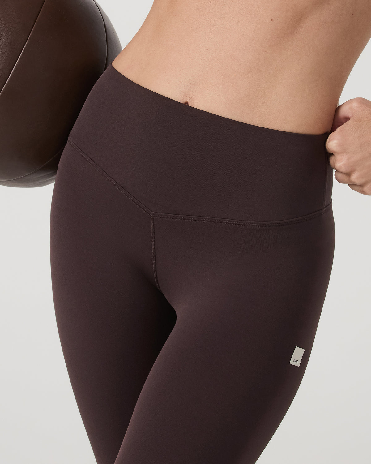 Vuori AllTheForm™ Legging - Short Women's French Roast Leggings - Vuori Clothing