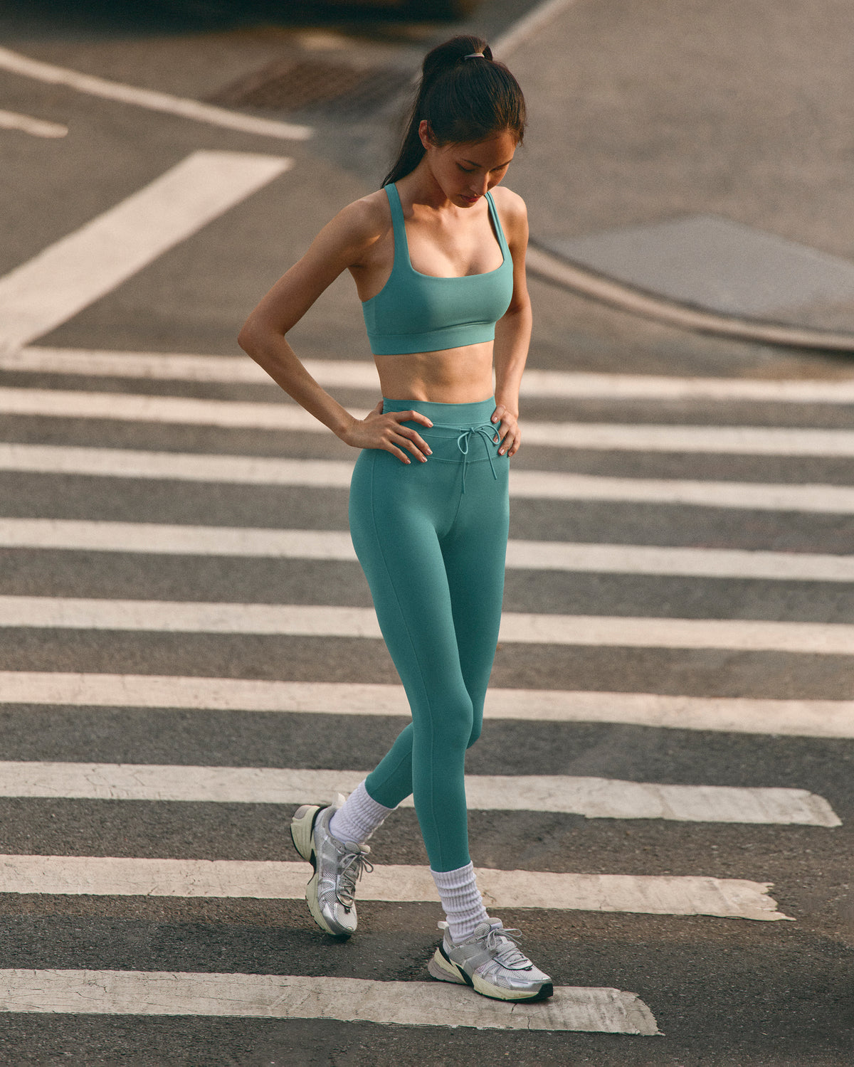 Women's Daily Form Legging Bluegrass - Vuori Clothing