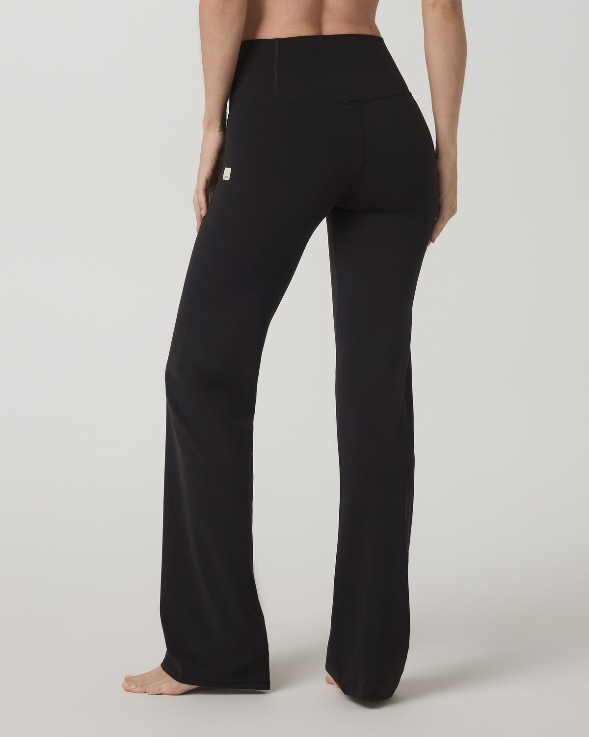 Vuori AllTheFeels™ Straight Leg - Short Women's Black Leggings - Vuori Clothing