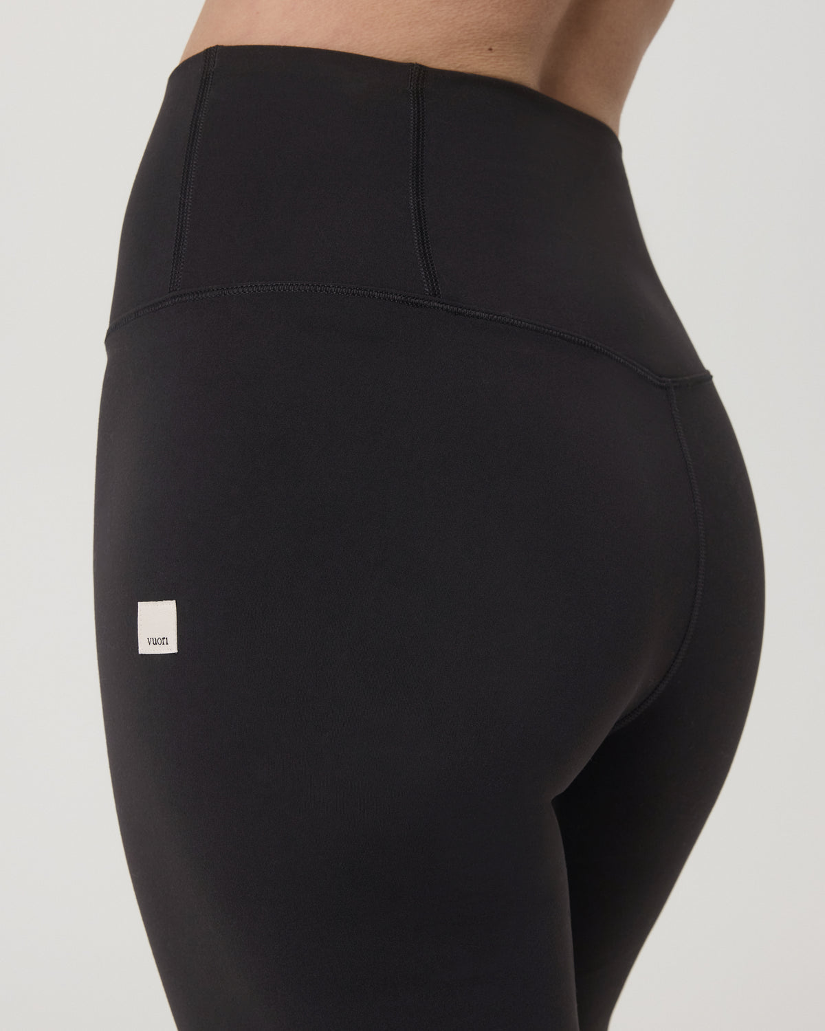 Vuori AllTheFeels™ Straight Leg - Long Women's Black Leggings - Vuori Clothing
