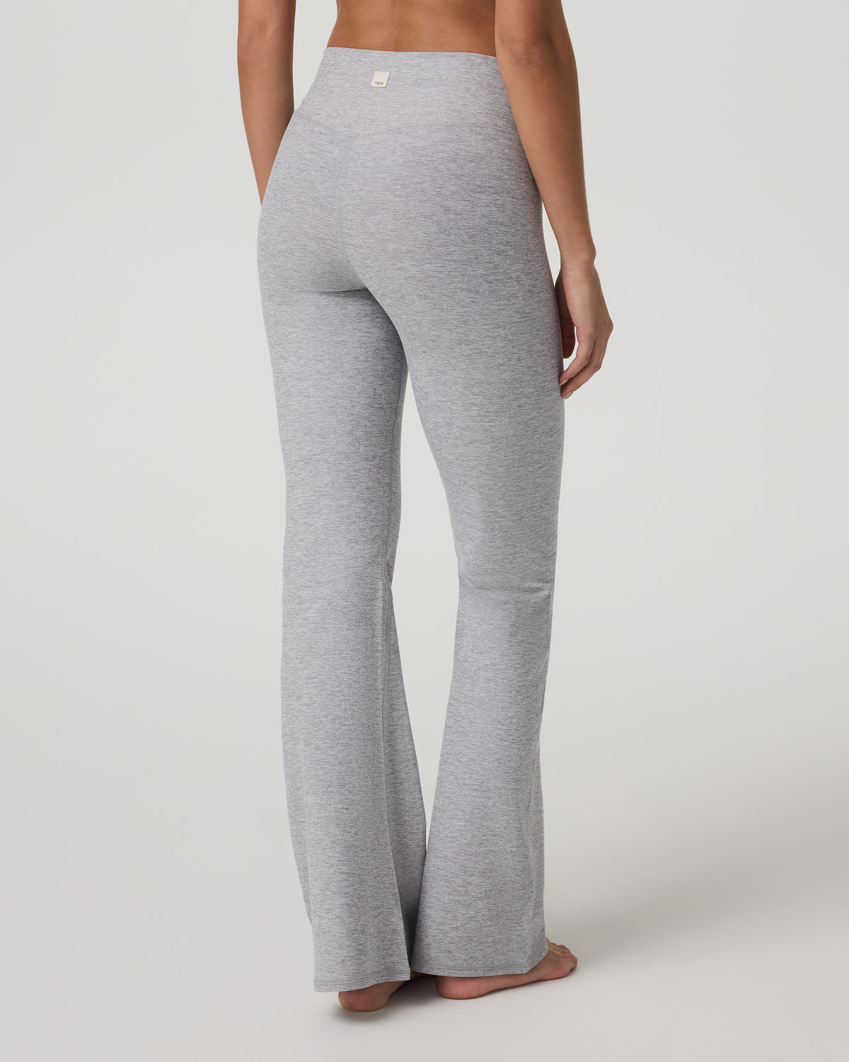 Elevation Rhythm Flare Light Heather Grey - Vuori Clothing