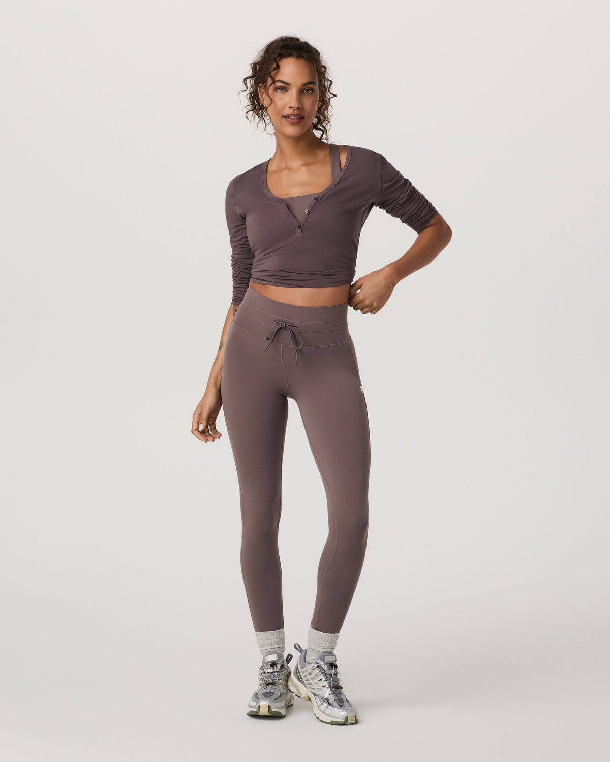 Women's Daily Form Legging - Long Huckleberry - Vuori Clothing