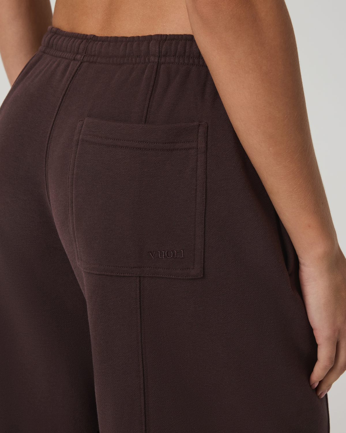 Sedona Barrel Sweatpant Women's French Roast Sweatpants - Vuori Clothing