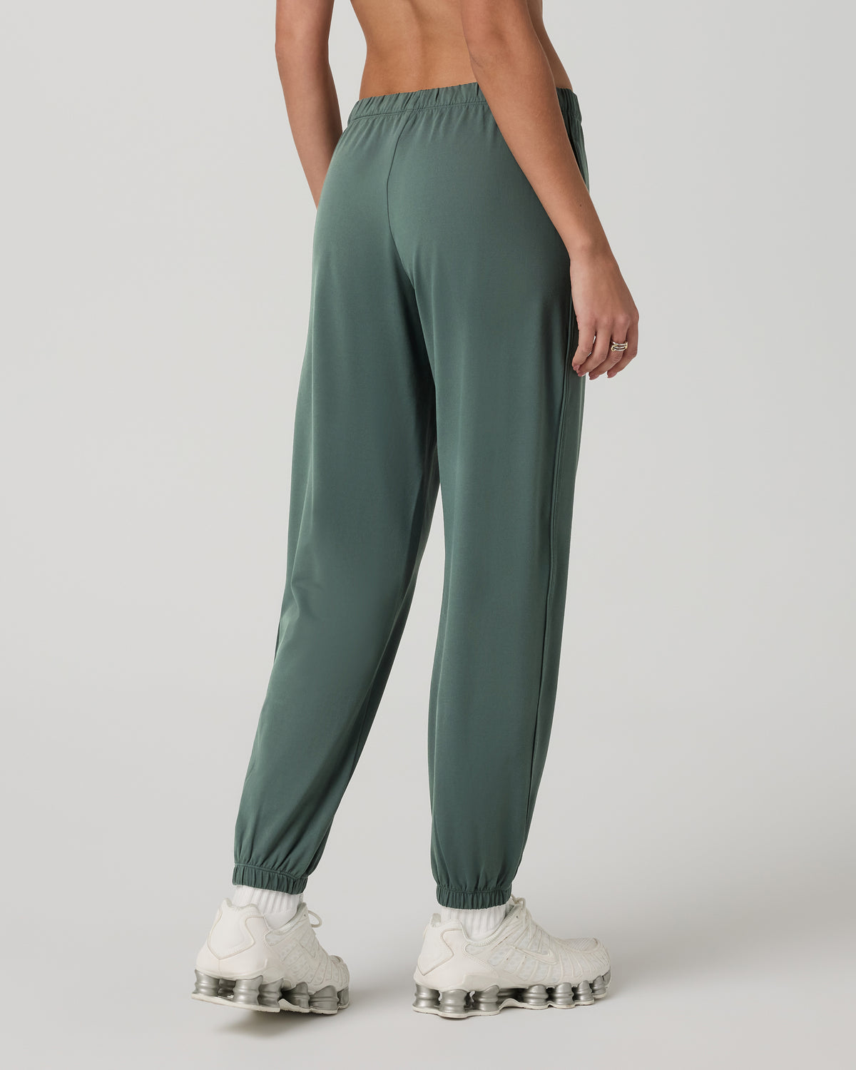 Halo Modern Sweatpant Women's Agate Green Sweatpant - Vuori Clothing