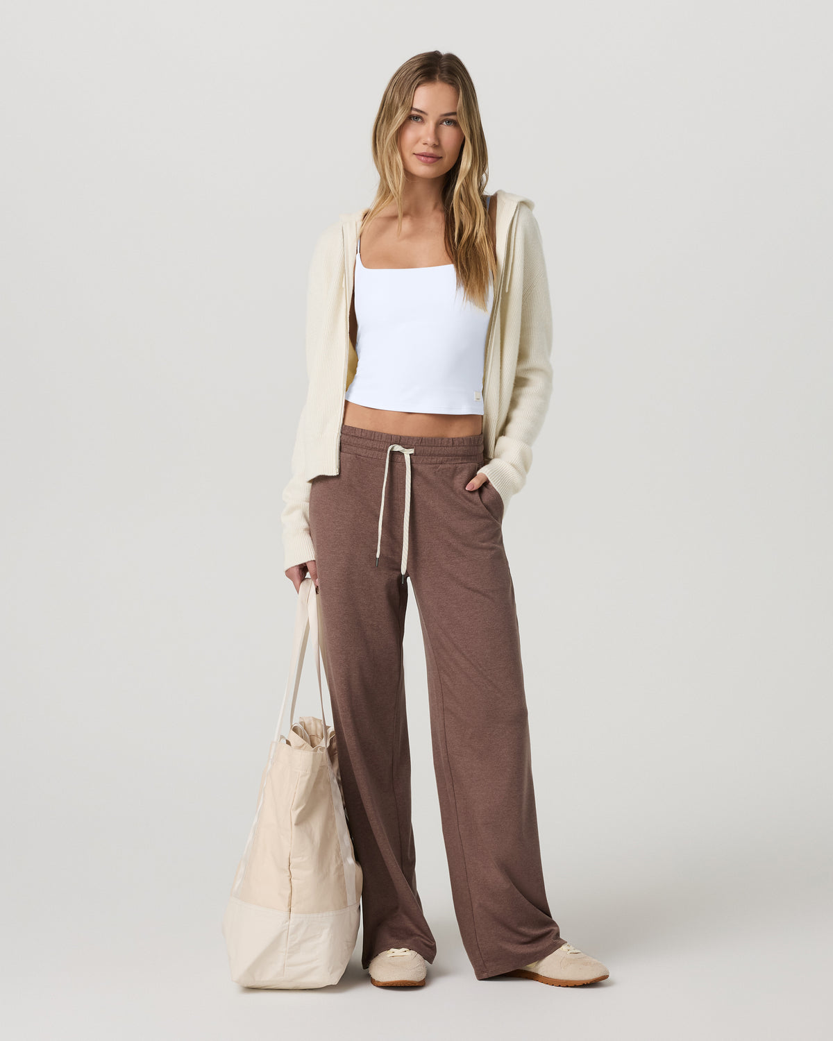Women's Halo Essential Wideleg - Short Sable Heather - Vuori Clothing