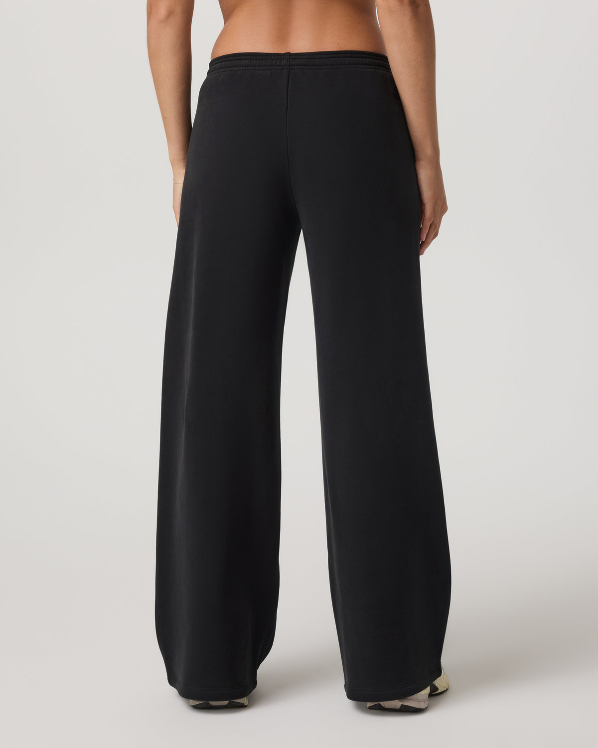 Women's Restore Ultra Wideleg Sweatpant Washed Black - Vuori Clothing