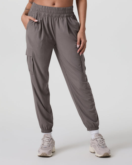 Villa Cargo Jogger Chia Lightweight Joggers - Vuori Clothing