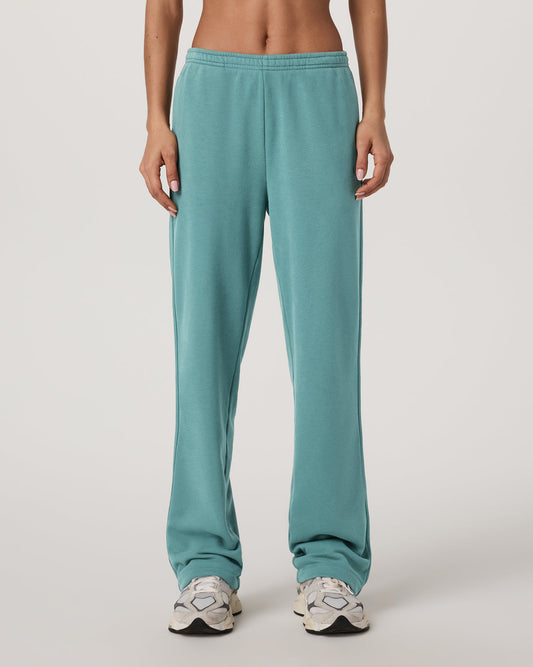 Women's Sedona Straight Leg Sweatpant - Short Bluegrass - Vuori Clothing