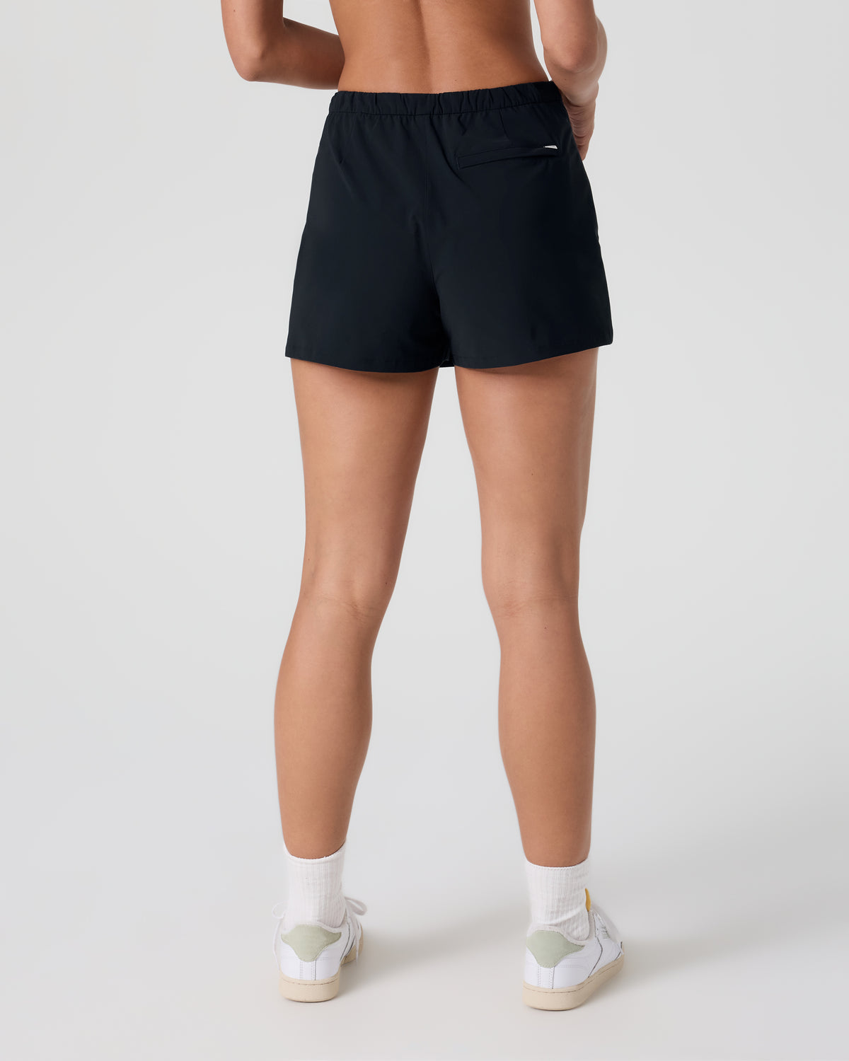Miles Sport Skirt Black - Vuori Clothing