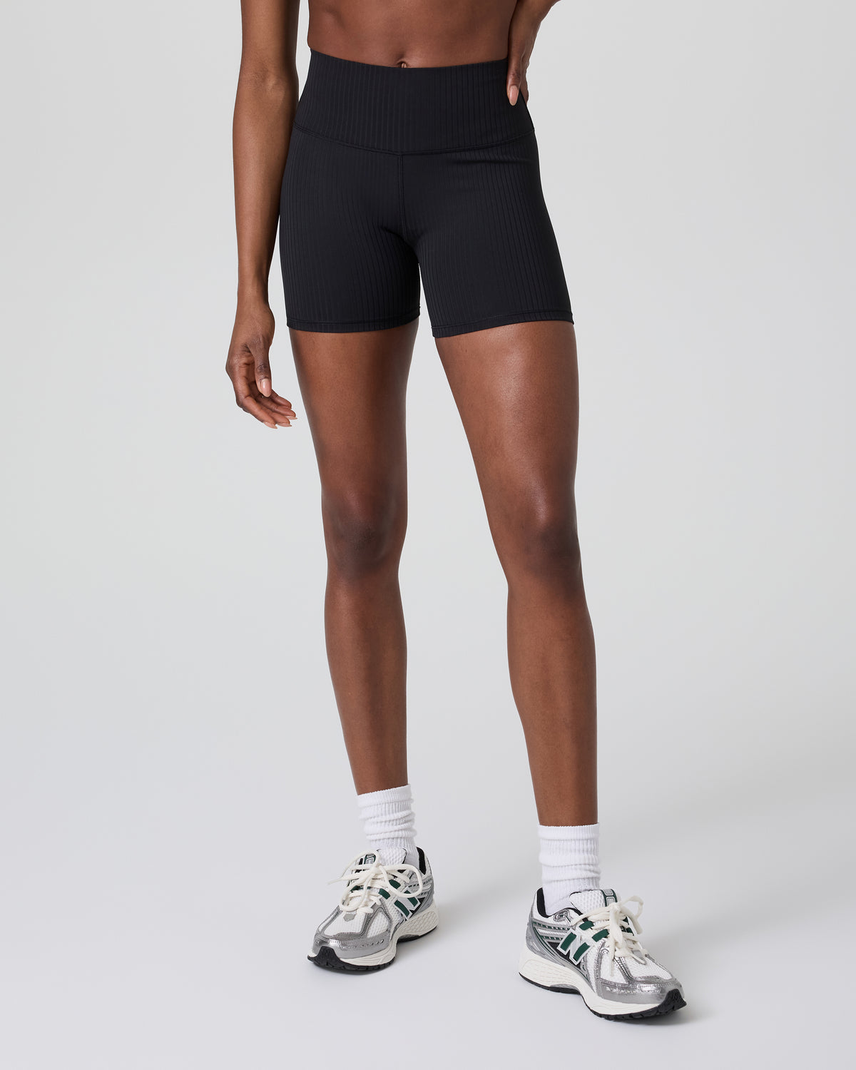 Inversion Rib Short Black - Vuori Clothing