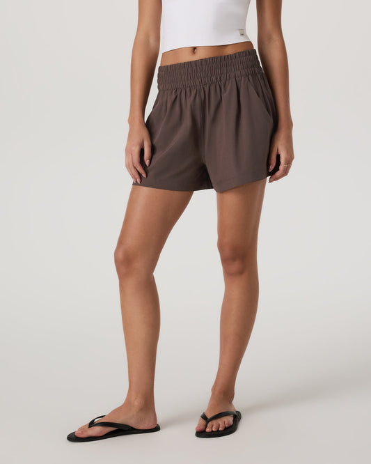 Villa Short Women's Java Lightweight Shorts - Vuori Clothing