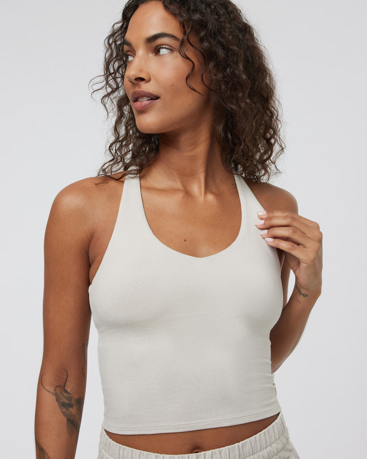 Halo Performance Crop 2.0 Ecru Heather Tank - Vuori Clothing
