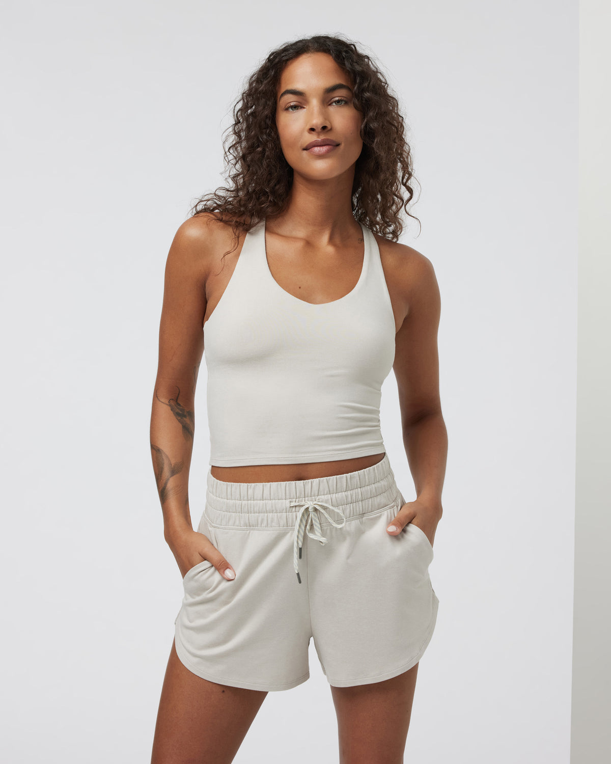 Halo Performance Crop 2.0 Ecru Heather Tank - Vuori Clothing