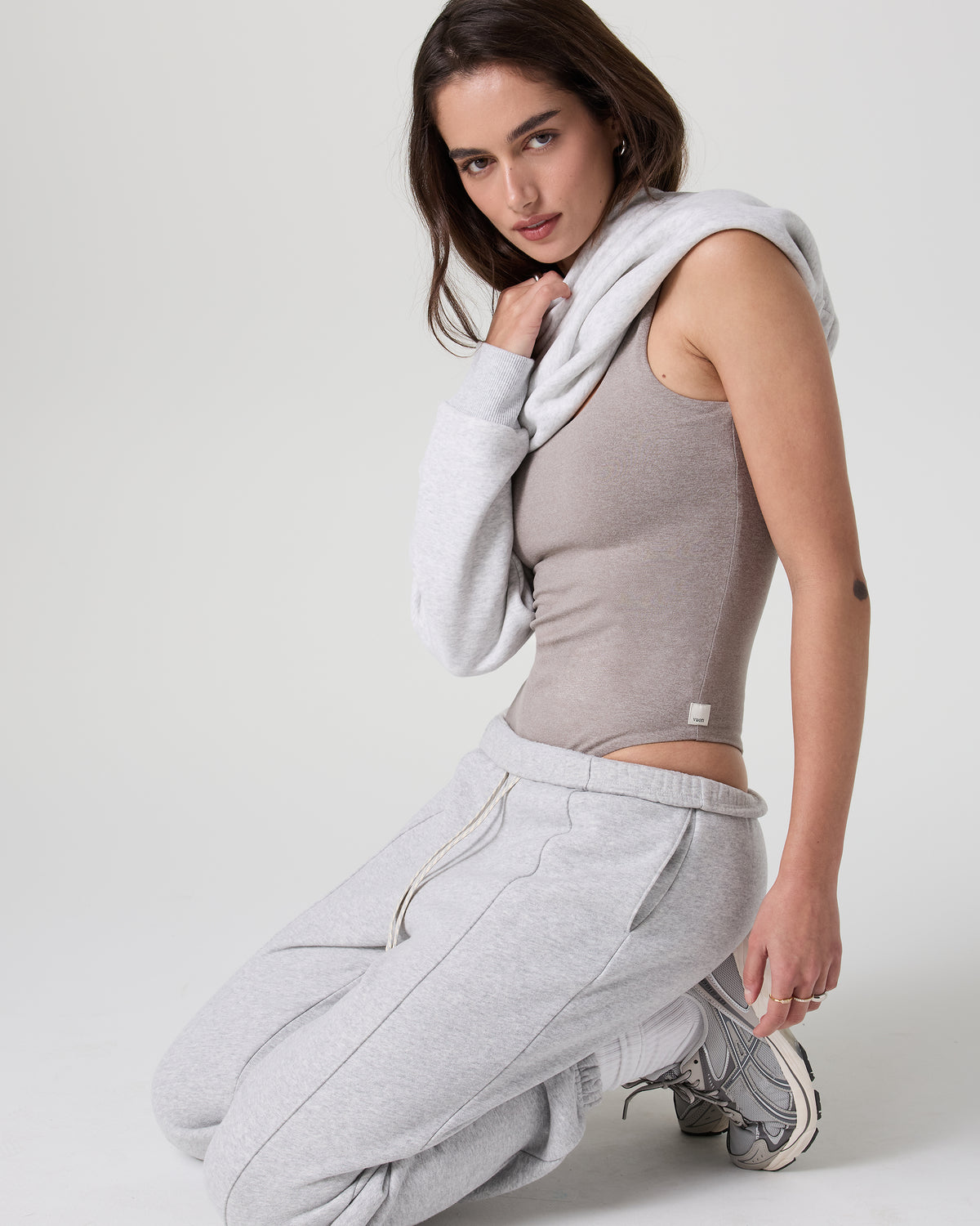 Sleeveless Halo Bodysuit Cobblestone Heather - Vuori Clothing