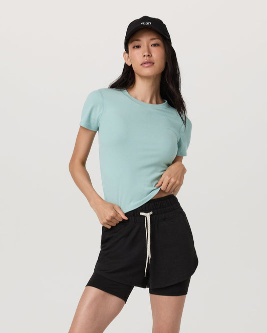 Pose Fitted Tee Sea Spray - Vuori Clothing