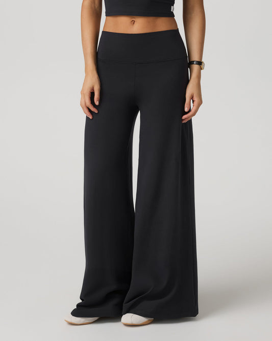 Halo Easy Wideleg Pant - Short Women's Solid Black Pants - Vuori Clothing