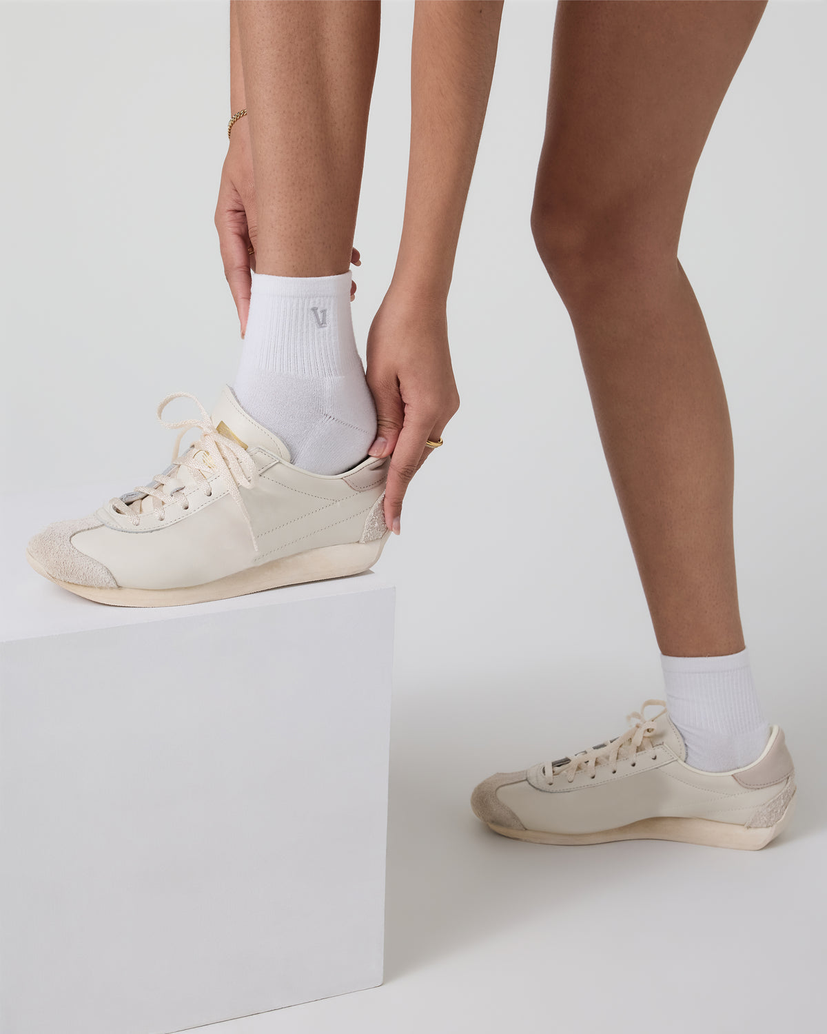 Quarter Crew V1 Sock 2.0 White - Vuori Clothing
