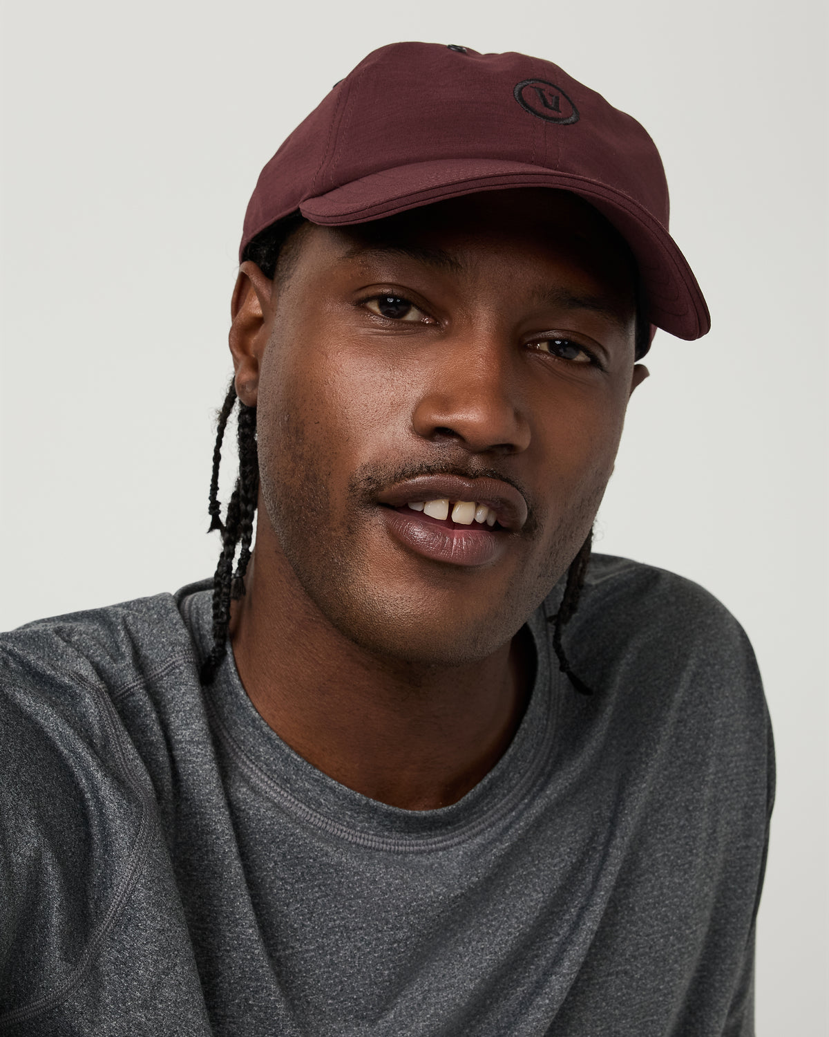 Kore Elevate Hat Burgundy Hat - Vuori Clothing