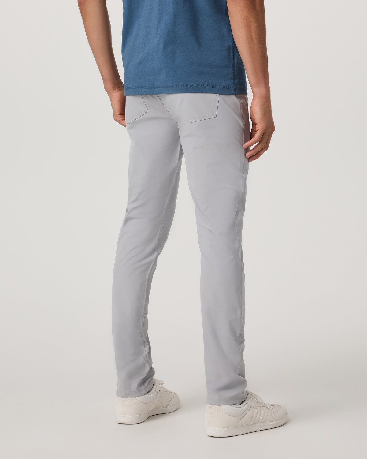 Meta Pant Athletic Slim Fit 30" Sea Fog 5-Pocket Pants - Vuori Clothing