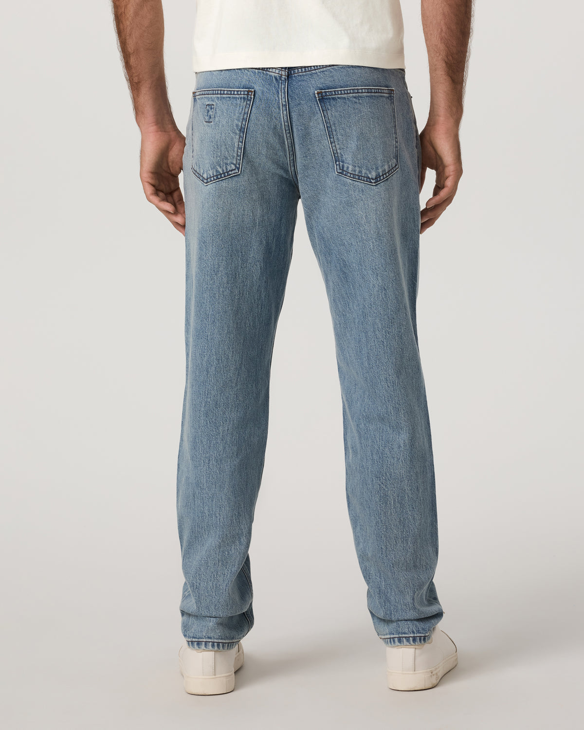 Vuori Vintage Jean Classic Fit 32" Light Wash Denim - Vuori Clothing