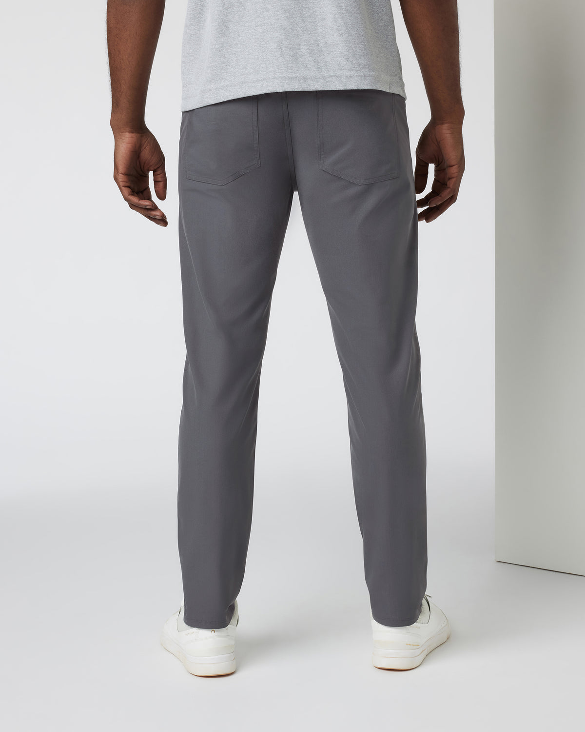 Meta Pant Men's Charcoal Grey Pants - Vuori Clothing