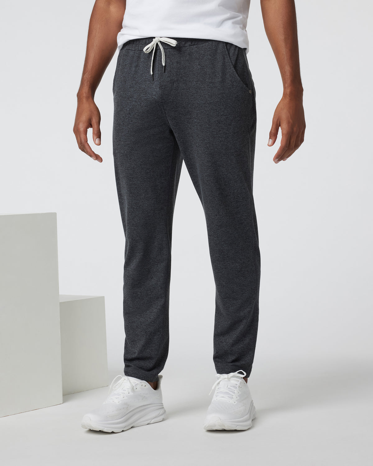 Ponto Performance Pant Men's Charcoal Pants - Vuori Clothing
