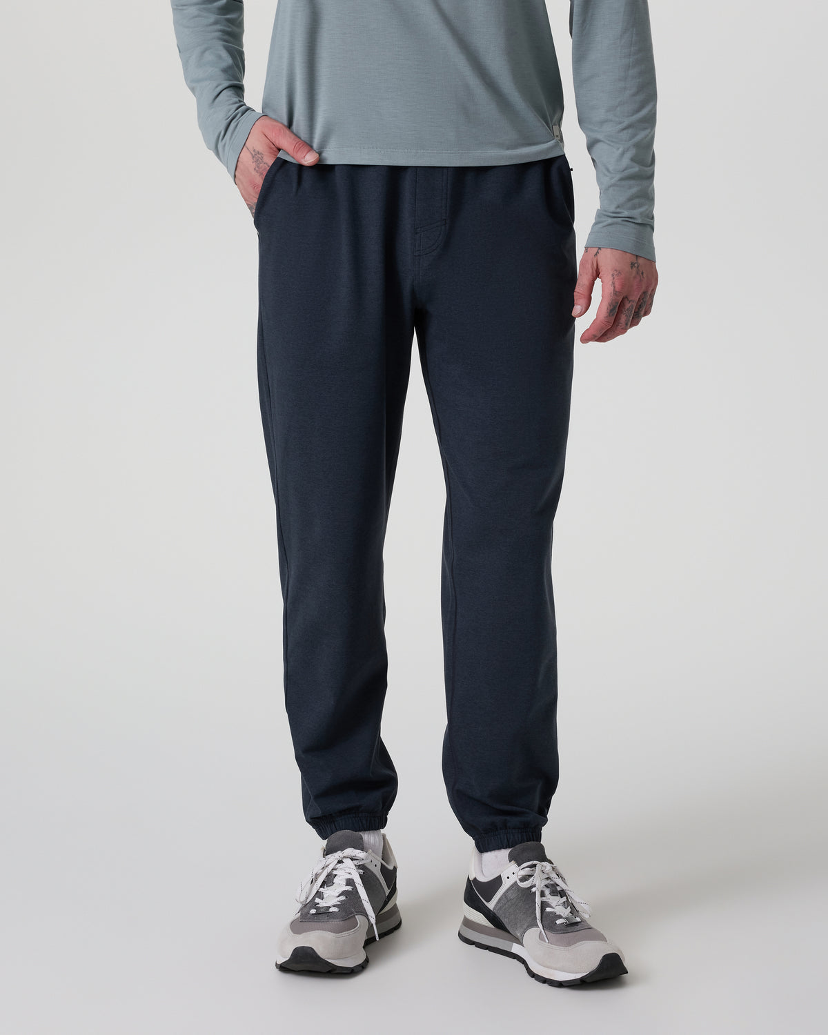 Coronado Performance Sweatpant Classic 28" Midnight Heather - Vuori Clothing