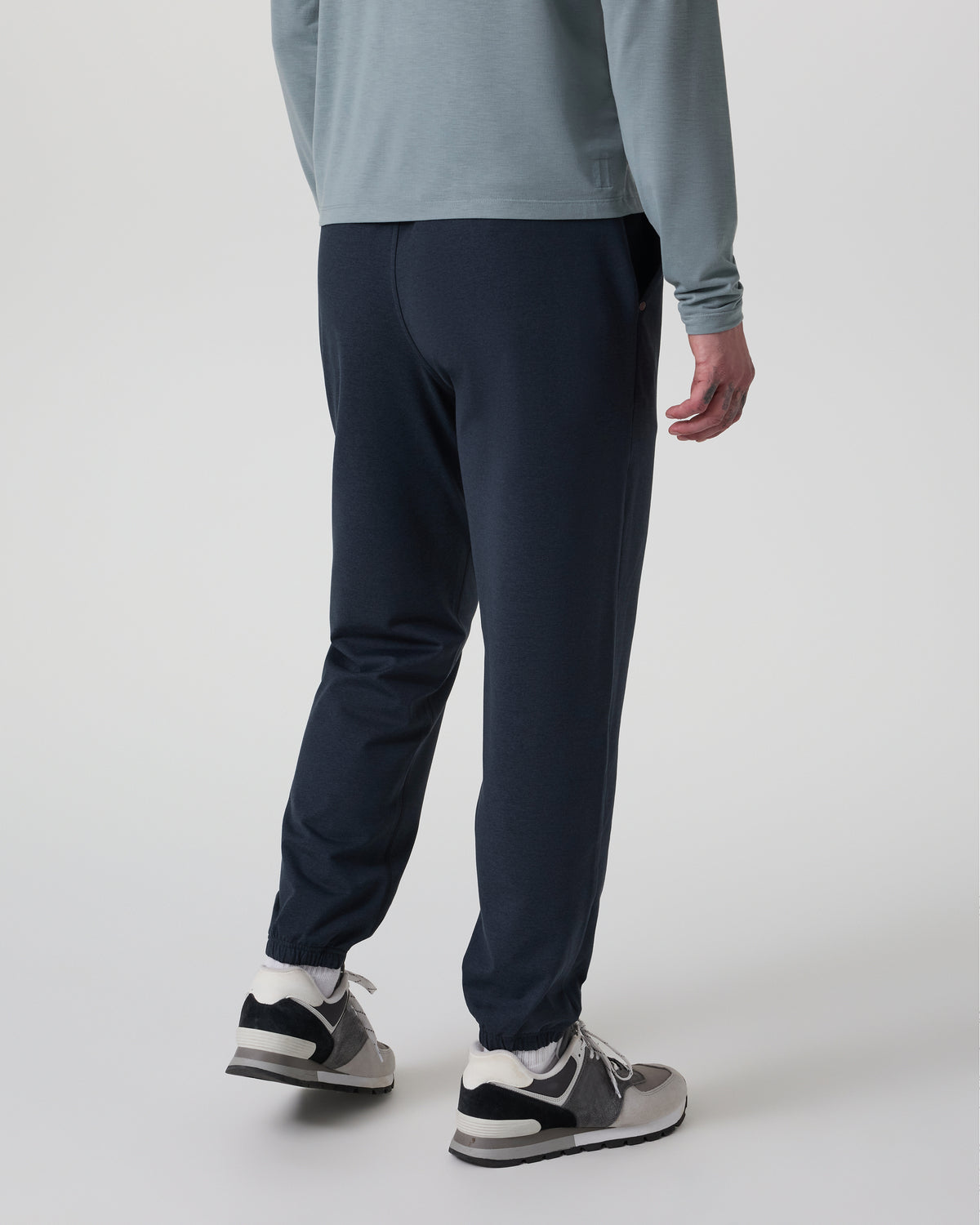 Coronado Performance Sweatpant Classic 28" Midnight Heather - Vuori Clothing