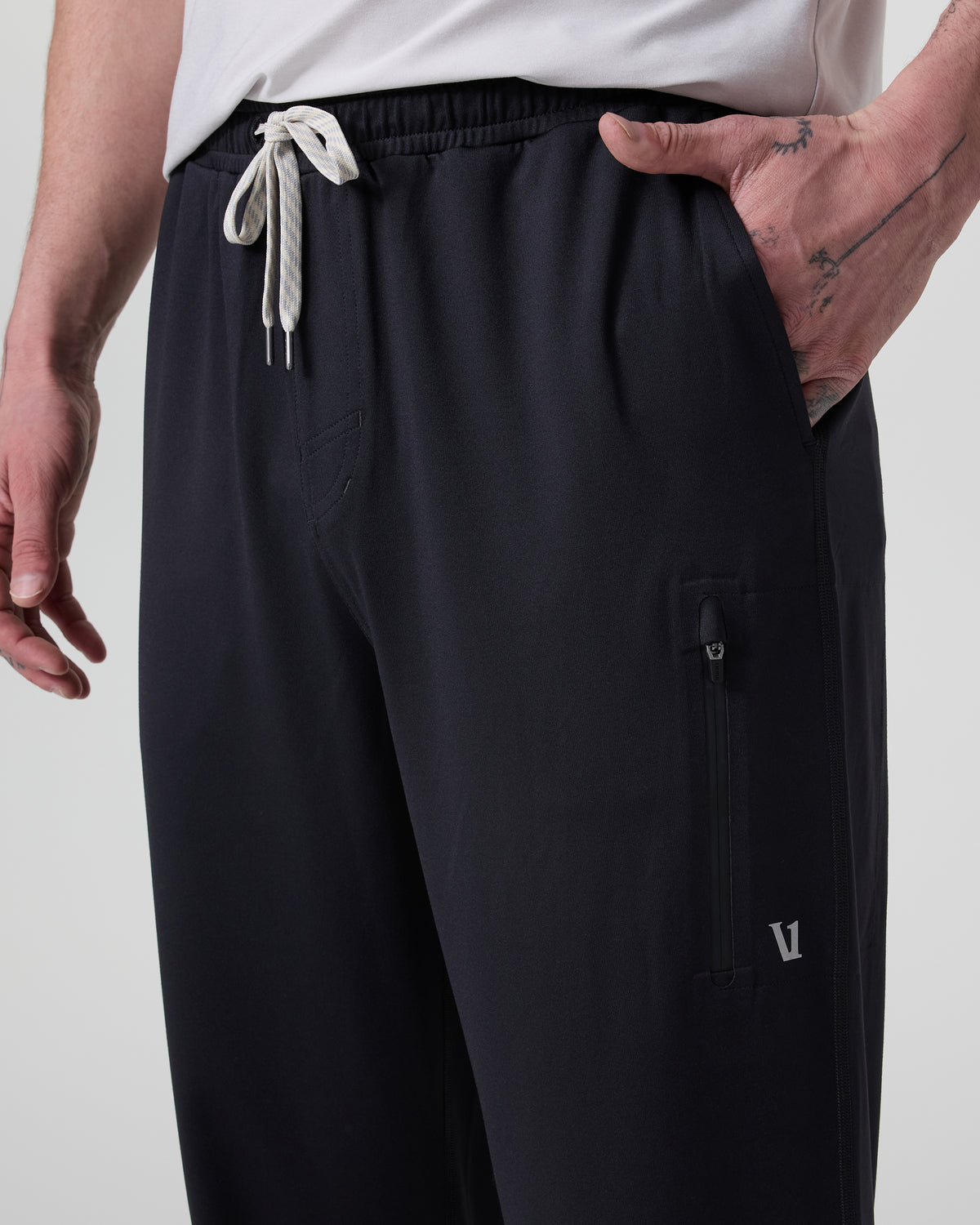 Sunday Performance Sweatpant Classic 28" Black - Vuori Clothing