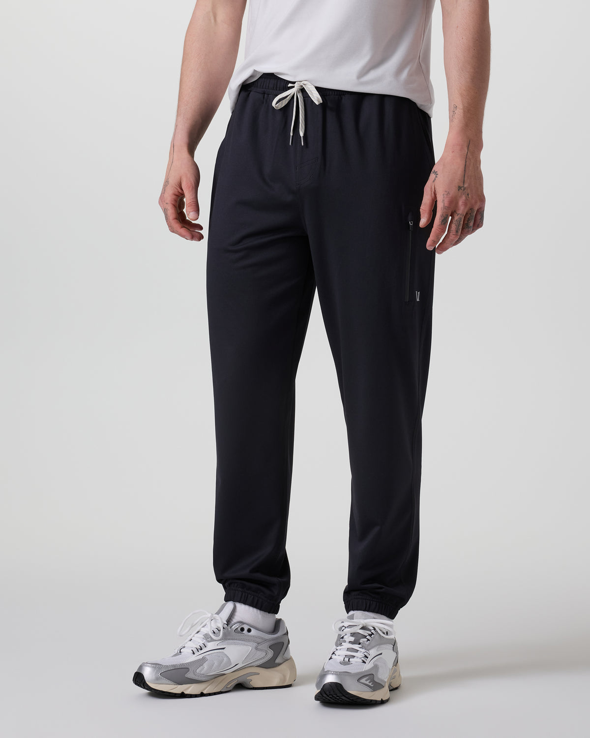 Sunday Performance Sweatpant Classic 28" Black - Vuori Clothing